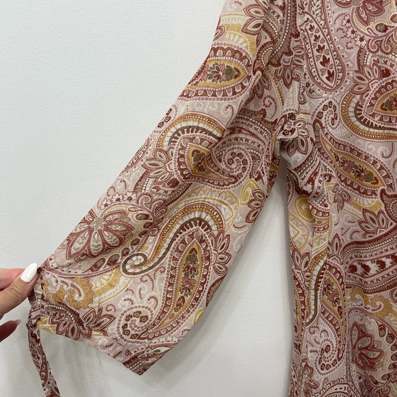 Paisley chic belle sleeve blouse Xl - Picture 8 of 10